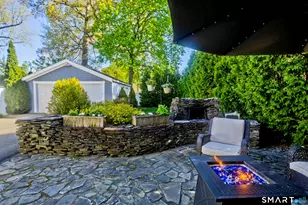 6 James St, Windsor Locks, CT 06096 - Photo 10