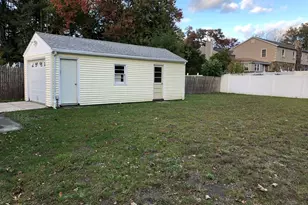65 Roseville St, Fairfield, CT 06825 - Photo 24