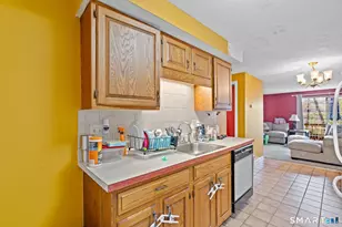 3221 E Main St, Waterbury, CT 06705 - Photo 8