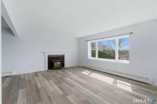 914 Saybrook Rd, Middletown, CT 06457 - Photo 4
