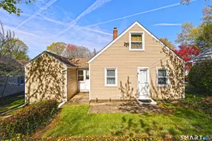 110 Greystone Rd, Bridgeport, CT 06610 - Photo 24
