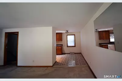 45 Dennis Circle, Hamden, CT 06514 - Photo 6