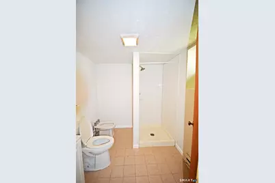 45 Dennis Circle, Hamden, CT 06514 - Photo 32
