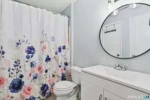 100 10 Coat Ln, Shelton, CT 06484 - Photo 12