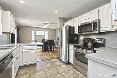 6 Francis Street, Waterbury, CT 06708 - Photo 8