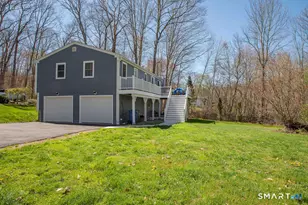27 Old Skinner St, East Hampton, CT 06424 - Photo 4
