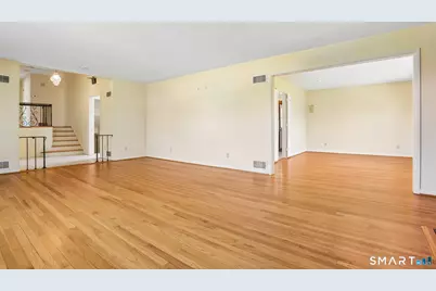 104 Knollwood Drive, New Haven, CT 06515 - Photo 4
