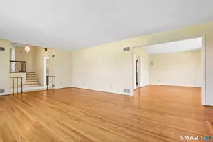 104 Knollwood Dr, New Haven, CT 06515 - Photo 4