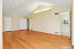 104 Knollwood Dr, New Haven, CT 06515 - Photo 18