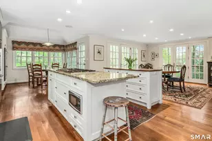 15 Sunfield Ln, West Hartford, CT 06107 - Photo 8