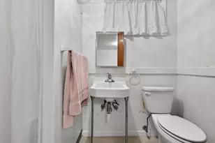 42 Aitchison Dr, New London, CT 06320 - Photo 32
