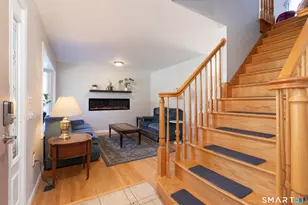8 Crestview Terrace, Wallingford, CT 06492 - Photo 2