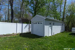 8 Crestview Terrace, Wallingford, CT 06492 - Photo 32