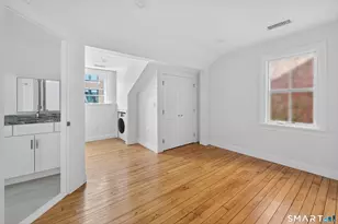 138 Bank St, New London, CT 06320 - Photo 12