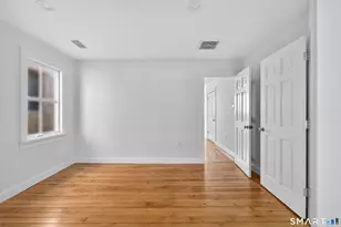 138 Bank St, New London, CT 06320 - Photo 14