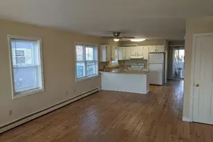 42 Ferris St, Bridgeport, CT 06605 - Photo 4