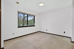 32 Webster Ct, Newington, CT 06111 - Photo 16