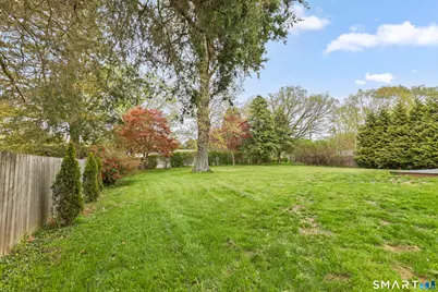 28 Kingston Road, Trumbull, CT 06611 - Photo 36