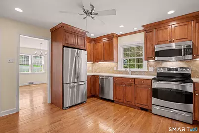 32 Crescent Drive, Easton, CT 06612 - Photo 14