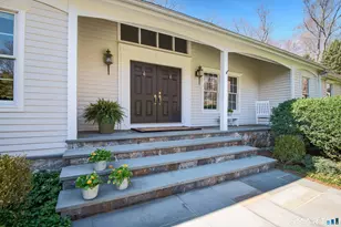19 Hull Pl, Ridgefield, CT 06877 - Photo 4