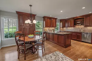 19 Hull Pl, Ridgefield, CT 06877 - Photo 10