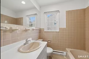 103 Ledge Ln, Stamford, CT 06905 - Photo 16
