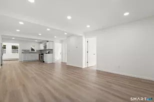 993 E Main St, Waterbury, CT 06705 - Photo 14