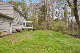 45 Wendover Rd, Trumbull, CT 06611 - Photo 32