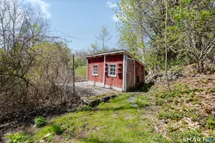 32 Pond Brook Rd, Newtown, CT 06470 - Photo 10
