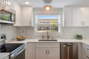 16 Flagler Ave, Old Lyme, CT 06371 - Photo 10