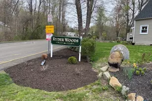 7 Breezy Ln, Milford, CT 06460 - Photo 2