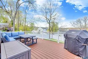 14 Bellview Rd, Branford, CT 06405 - Photo 4