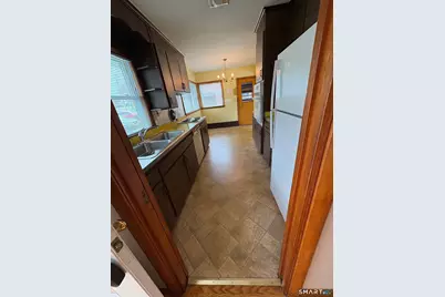 93 Ridgewood Road, East Hartford, CT 06118 - Photo 2