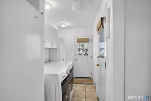 112 Calico Ln, Fairfield, CT 06824 - Photo 18