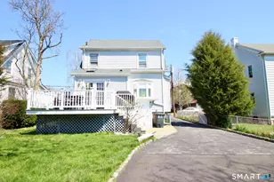 25 Center Terrace, Stamford, CT 06906 - Photo 32