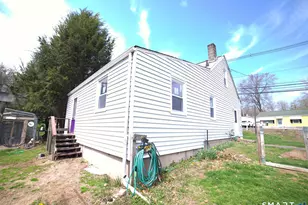 54 Parker Farms Rd, Wallingford, CT 06492 - Photo 2