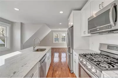 22 Hubinger Street #3, New Haven, CT 06511 - Photo 2