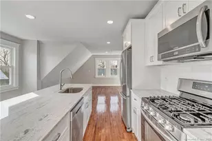 22 Hubinger St, New Haven, CT 06511 - Photo 2