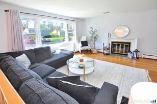 12 Lyman Rd, West Hartford, CT 06117 - Photo 2