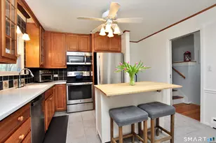 12 Lyman Rd, West Hartford, CT 06117 - Photo 8