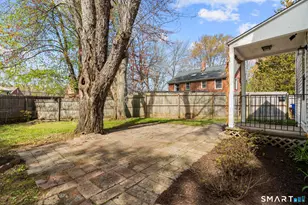 224 Melville Dr, Fairfield, CT 06825 - Photo 8
