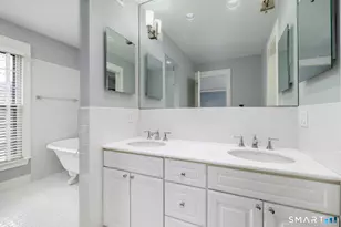 47 Indian Harbor Dr, Greenwich, CT 06830 - Photo 18