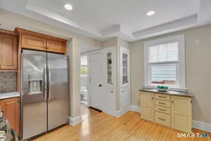 149 Westland Ave, West Hartford, CT 06107 - Photo 10