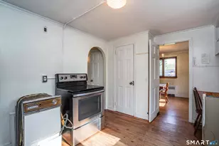 54 Flagg Rd, West Hartford, CT 06117 - Photo 14
