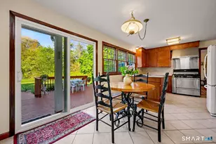 60 Rosebrook Dr, Stratford, CT 06614 - Photo 14