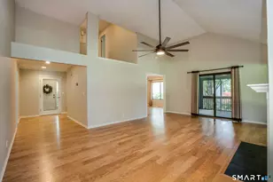 11 Strathmore Ln, Avon, CT 06001 - Photo 4