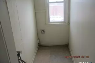 1720 E Main St, Waterbury, CT 06705 - Photo 10