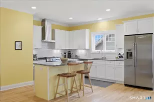 14 Essex Gln Dr, Essex, CT 06426 - Photo 14