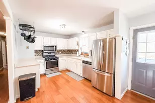 490 Kate Downing Rd, Plainfield, CT 06374 - Photo 10