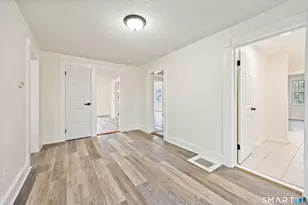 290 Forest St, East Hartford, CT 06118 - Photo 16